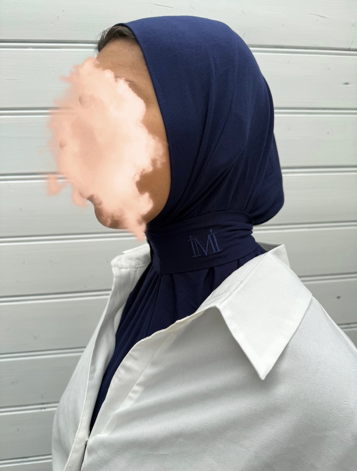 Comfy Bambo|Navy 36| Back Buttons